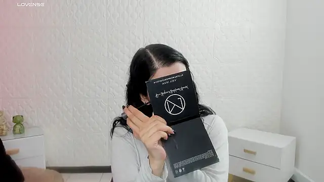 Violetaa diazz online show from February 17, 9:12 pm