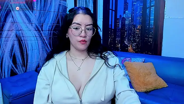 Violetaa diazz online show from February 2, 9:18 am