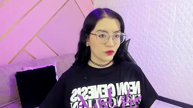 Violetaa diazz online show from December 22, 9:15 pm