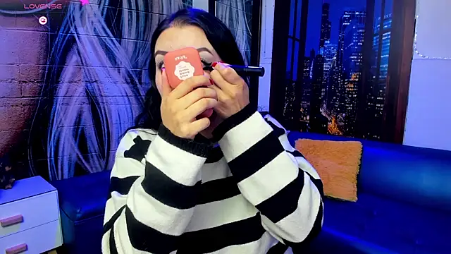 Violetaa diazz online show from February 14, 9:10 pm