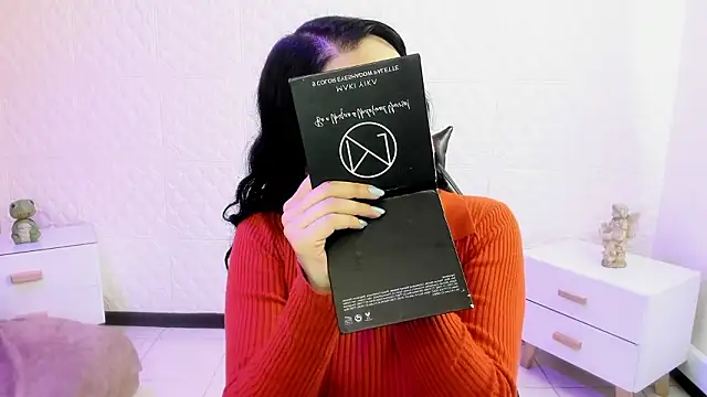 Violetaa diazz online show from February 10, 9:14 pm