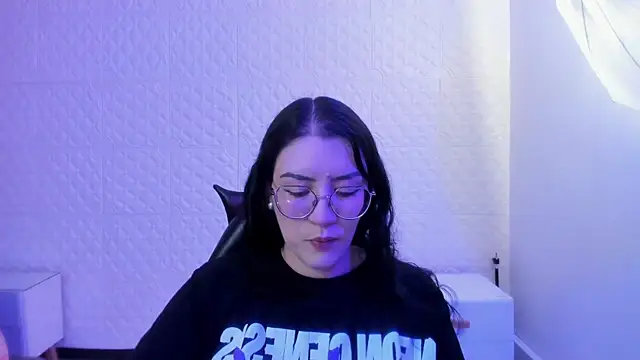 Violetaa diazz online show from July 1, 8:42 pm