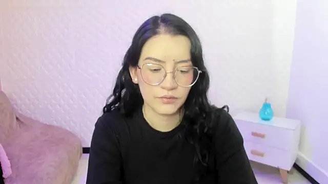Violetaa diazz online show from September 27, 9:10 pm