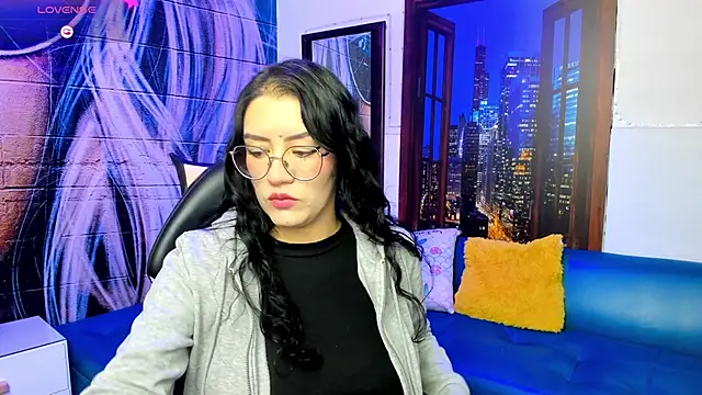 Violetaa diazz online show from March 12, 8:20 pm