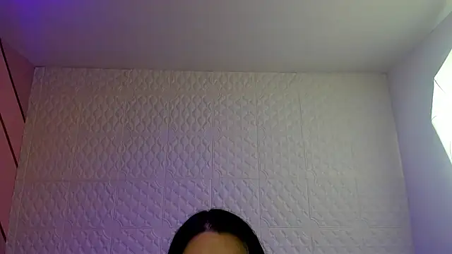 Violetaa diazz online show from December 2, 9:05 pm