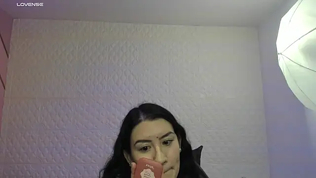 Violetaa diazz online show from September 30, 9:10 pm