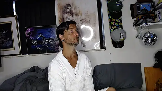 titclitcmndr online show from February 18, 1:00 pm