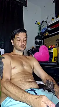 titclitcmndr online show from February 4, 5:01 pm