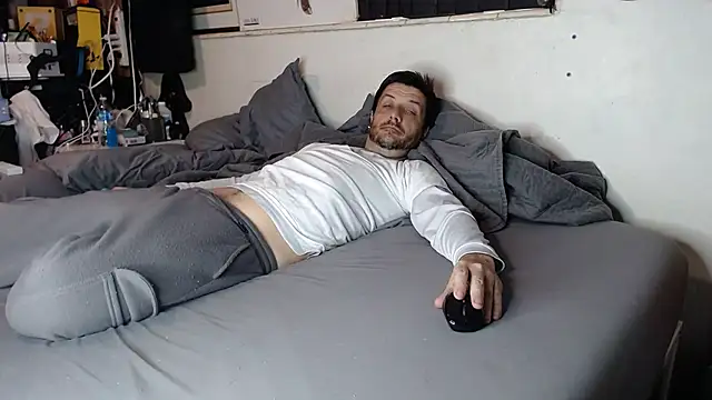 titclitcmndr online show from January 23, 3:43 pm