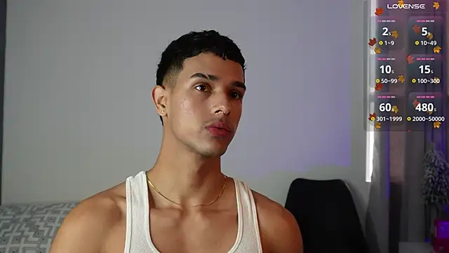 Snapshot of Busterspinter chatting on December 15, 3:29 pm Busterspinter online show from December 15, 3:29 pm