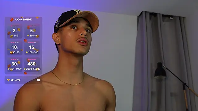 Snapshot of Busterspinter chatting on November 29, 2:50 pm Busterspinter online show from November 29, 2:50 pm