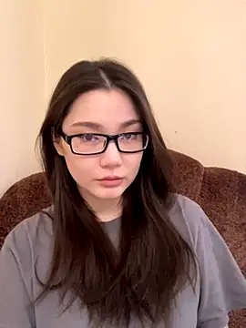 Snapshot of Milka23 chatting on October 11, 6:58 am Milka23 online show from October 11, 6:58 am