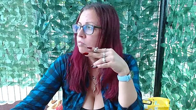 LadyHellene online show from July 9, 1:21 pm