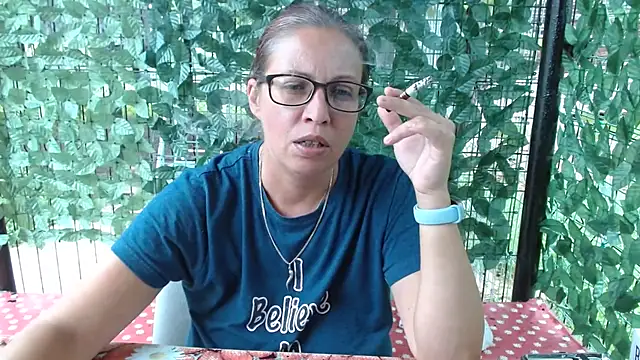 LadyHellene online show from July 3, 1:39 pm