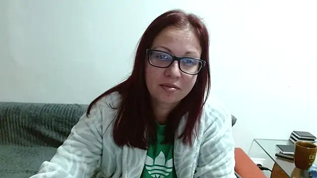 LadyHellene online show from December 22, 5:07 am