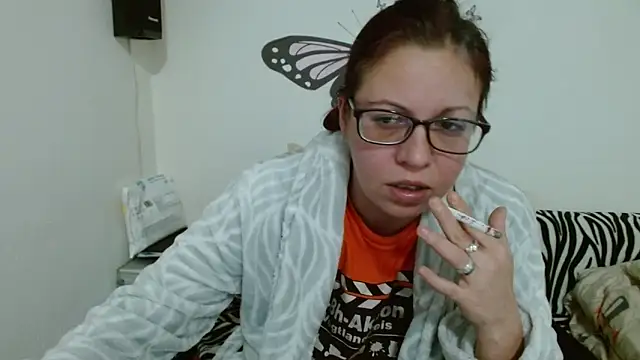 LadyHellene online show from February 4, 5:24 am