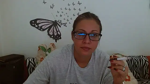 LadyHellene online show from July 20, 5:15 am