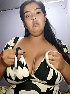 prettyboobs11 online show from February 2, 7:20 am