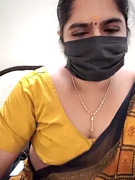 Snapshot of rani_deepa chatting on November 2, 12:43 pm rani deepa online show from November 2, 12:43 pm
