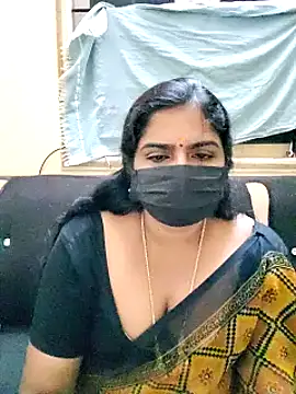 Snapshot of rani_deepa chatting on December 18, 4:38 pm rani deepa online show from December 18, 4:38 pm