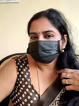 Snapshot of rani_deepa chatting on December 15, 9:13 am rani deepa online show from December 15, 9:13 am