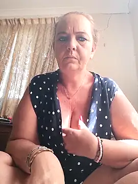 Snapshot of Kimmyb777 chatting on February 20, 8:16 am Kimmyb777 online show from February 20, 8:16 am