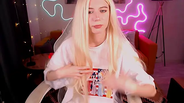 Sweet Richal online show from November 8, 9:07 pm