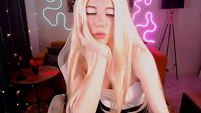 Sweet Richal online show from November 6, 9:08 pm