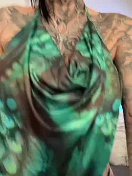 MeganWitch online show from July 5, 8:32 am