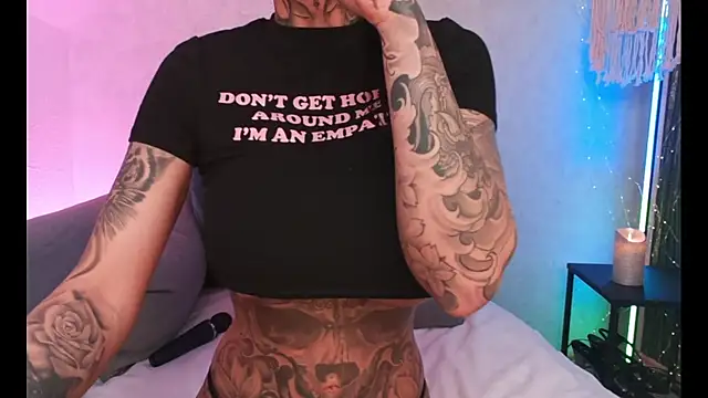 MeganWitch online show from February 5, 10:11 pm