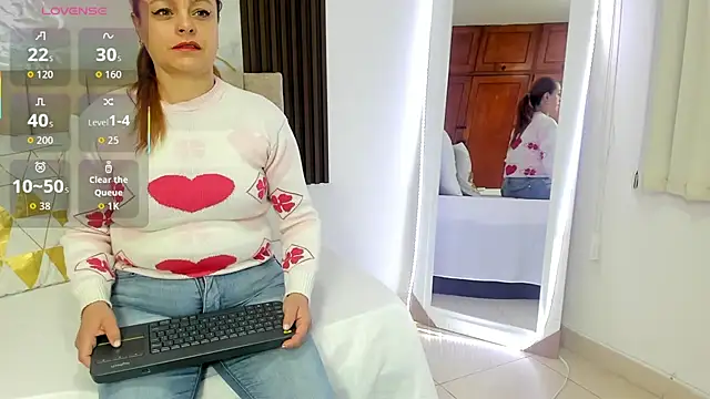 cristalwalker   online show from January 19, 10:30 am