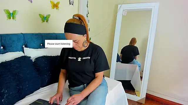 cristalwalker   online show from October 17, 11:45 am