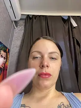 Lola Hale online show from April 22, 6:42 am