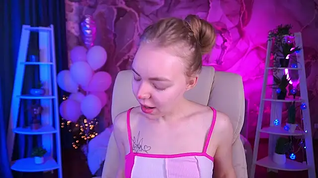 EmilySunshineS online show from February 23, 7:09 am