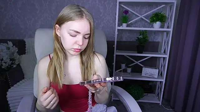 EmilySunshineS online show from February 25, 7:08 am