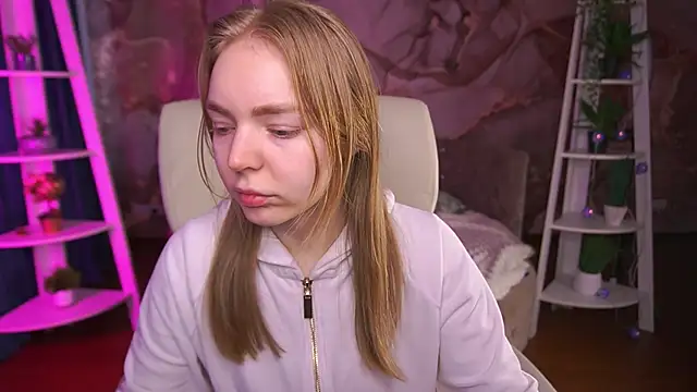 EmilySunshineS online show from March 4, 6:54 am