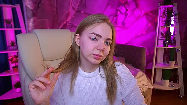 EmilySunshineS online show from March 8, 6:49 am