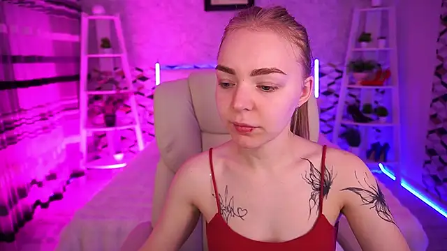 EmilySunshineS online show from May 11, 6:15 am