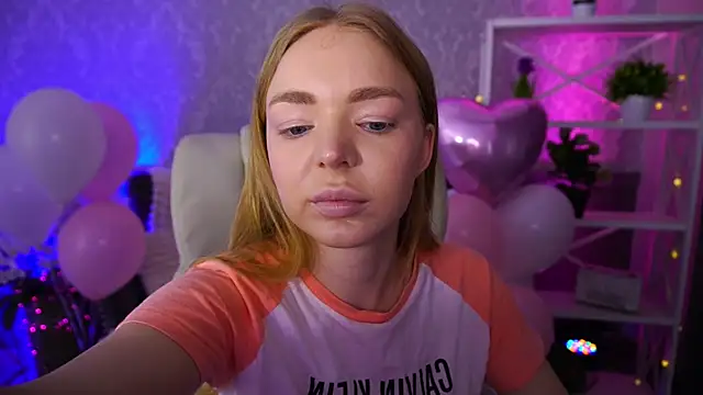 EmilySunshineS online show from February 16, 7:18 am