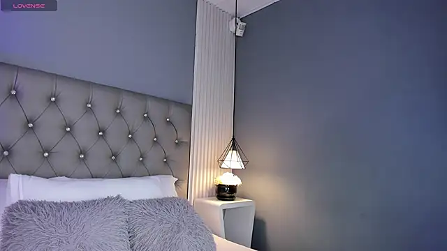 VioletthaRous online show from March 28, 10:44 pm