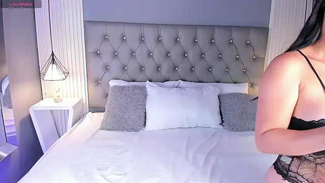 VioletthaRous online show from November 21, 10:53 pm