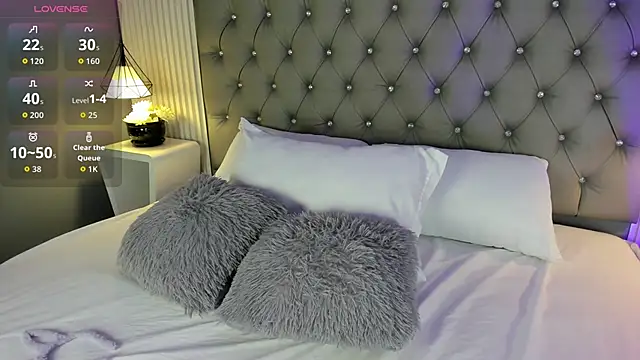 VioletthaRous online show from January 8, 10:38 pm