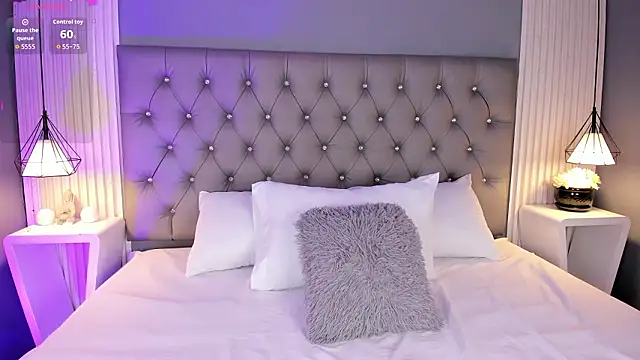 VioletthaRous online show from February 3, 11:21 pm