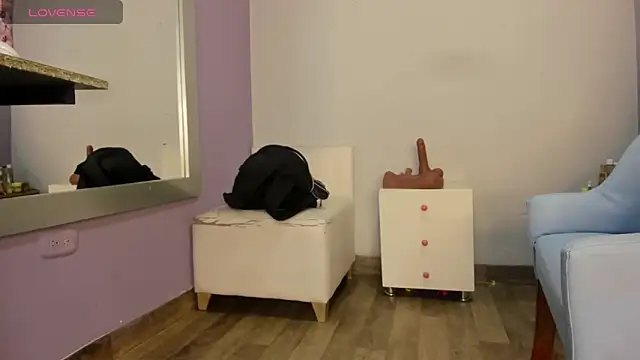  candy jade  online show from November 12, 11:25 am