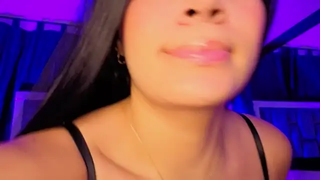 Mia Oxford online show from October 16, 12:35 pm