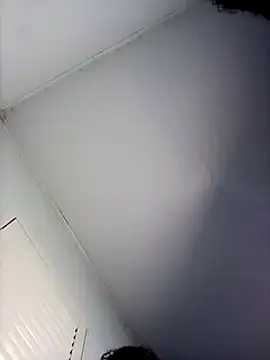 Snapshot of Luhma_hot chatting on February 14, 1:34 am Luhma hot online show from February 14, 1:34 am