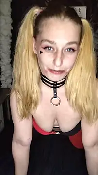 Snapshot of Sweet-SpicyOff chatting on October 31, 10:05 pm Sweet-SpicyOff online show from October 31, 10:05 pm