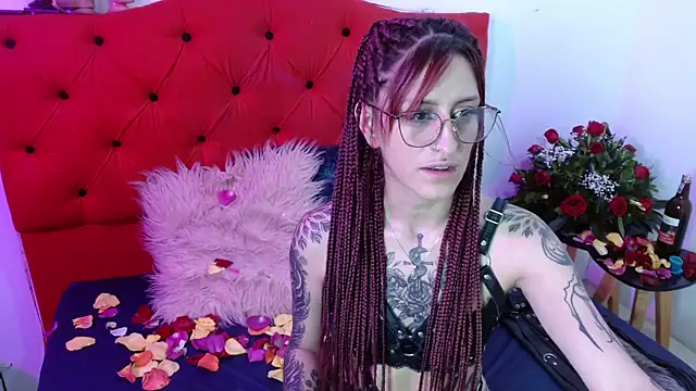 Snapshot of Sofi_F_w chatting on February 13, 10:00 pm Sofi F w online show from February 13, 10:00 pm