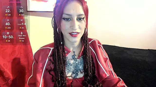 Sofi F w online show from April 7, 11:06 pm