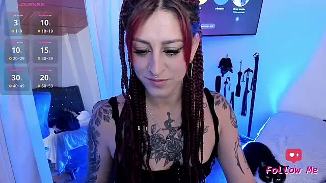Sofi F w online show from July 21, 8:54 pm